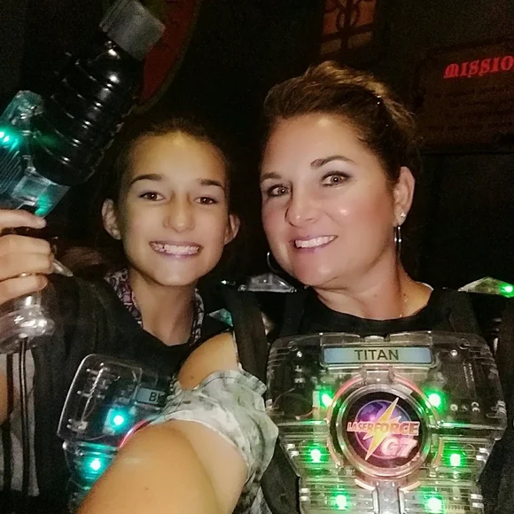 Meet your Posher Ambassador, Dakota Outfitters💖💖 - Picture 2 of 2